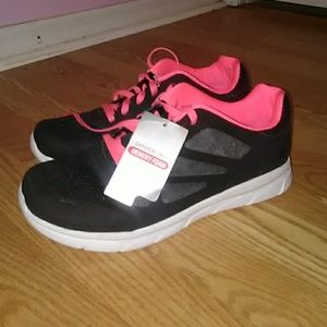 Danskin Now Memory Foam Running Shoes